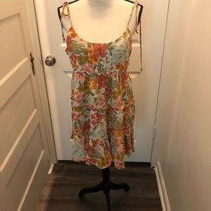 Forever 21 Floral Tie Sleeve Mini Dress